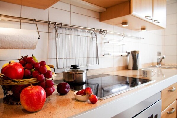Fridge, oven, stovetop, coffee/tea maker - Casa Salinas (Morro Jable)
