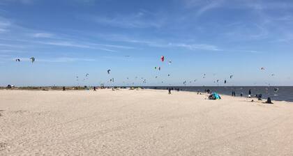 Fantastique appartement exclusif prĂšs de la plage!