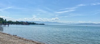Vacation apartment Am Landesteg - exclusive maisonette with 2 balconies by the lake