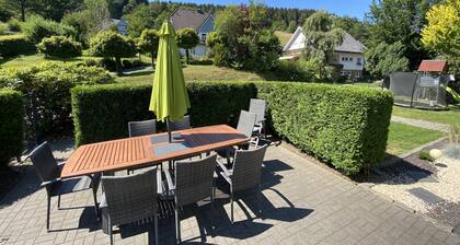 Familienfreundliches Ferienhaus Winterberg-Silbach
mit Infrarotsauna