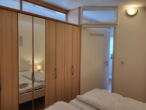 1 soveværelse, internetforbindelse