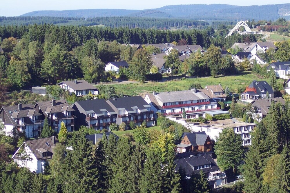 Zentrale Ferienwohnung an der Bike-Arena,Ski-Karussell und Bobbahn
