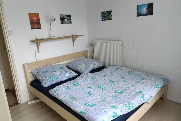 Schlafzimmer 4
Bett 160 x 200