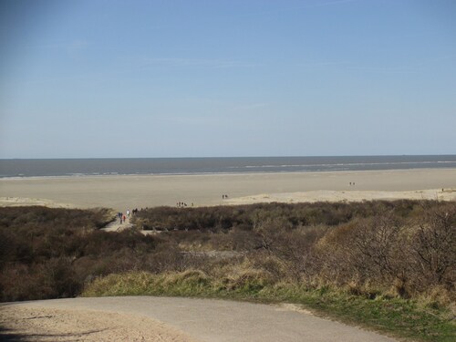 Family friendly bungalow in quiet surroundings, sleeps 7