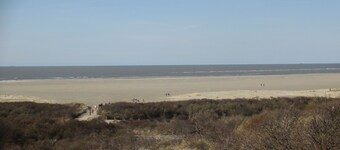 Family friendly bungalow in quiet surroundings, sleeps 7