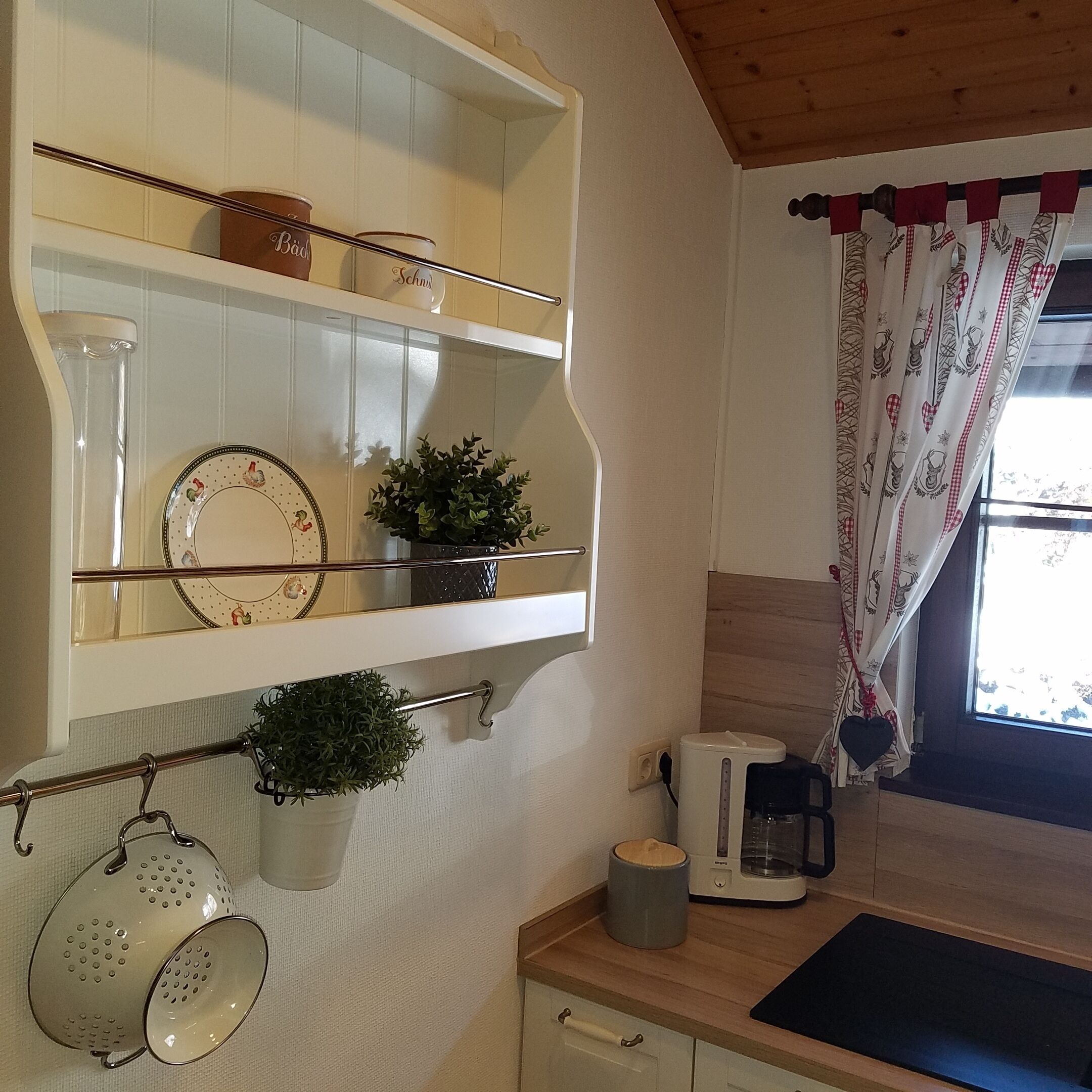 Refrigerador, horno, parrilla de estufa y lavavajillas 