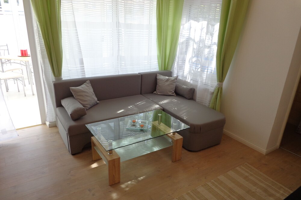 Holiday between city bustle u. Country idyll in high quality 50m ² apartment