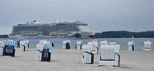 Penthouse vacation apartment "Auszeit" 100 m from the center. Beach, preferably with dog, WLan incl.