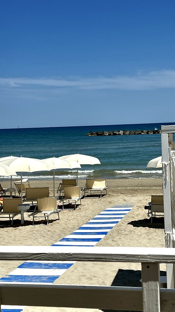 Sun loungers - Comfortable cottage in the March with a stunning panorama view (Cossignano)