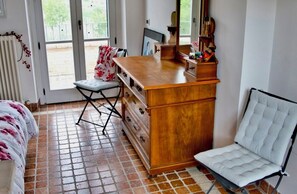 1 Schlafzimmer, Schreibtisch, Bügeleisen/Bügelbrett, kostenloses WLAN