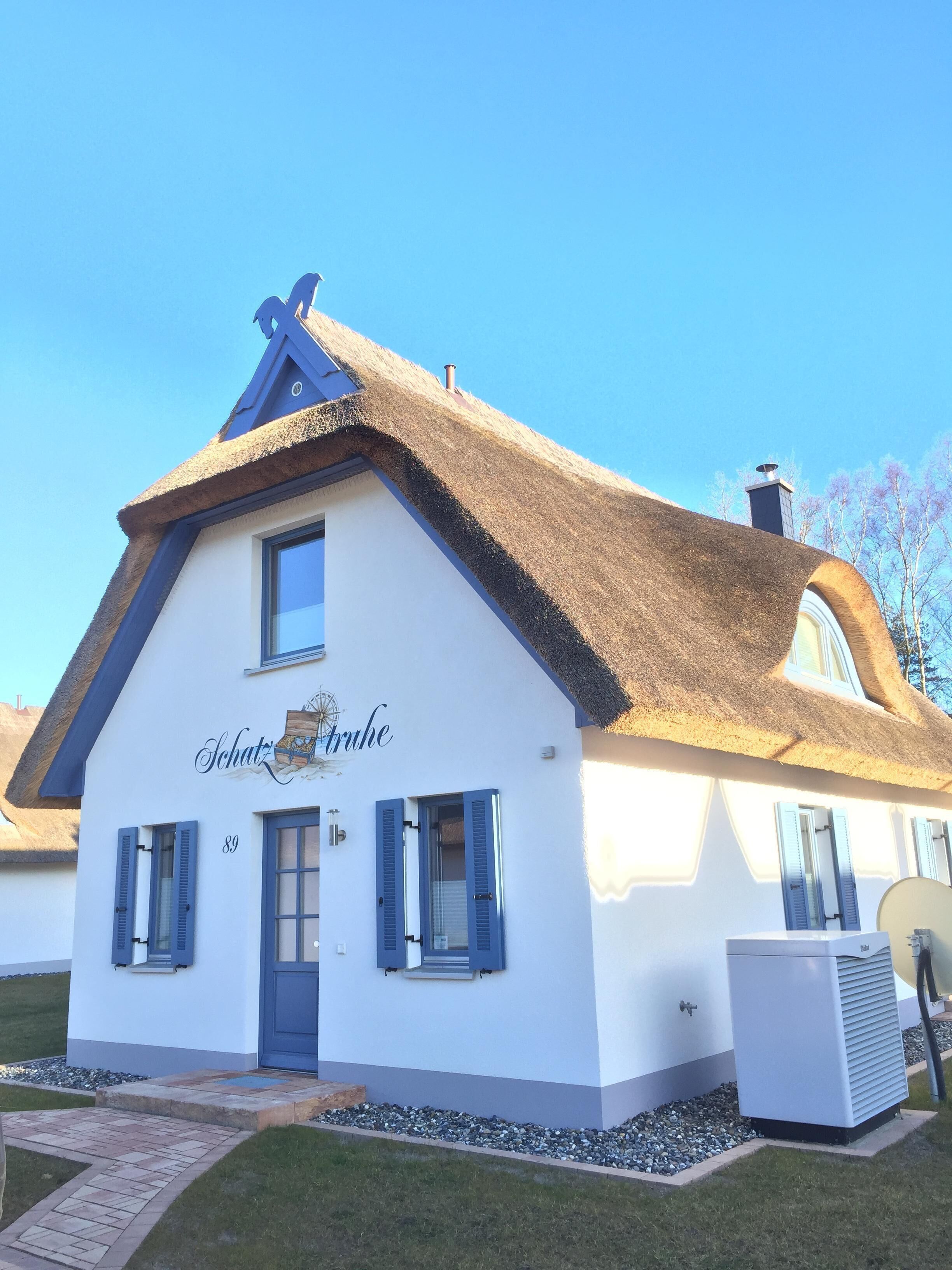 Idyllic FH with much romance, sauna, fireplace, garden & beach basket