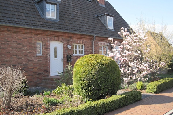 Eingang/Straßenseite