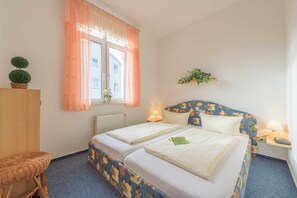 1 Schlafzimmer, Reisekinderbett, WLAN, Bettwäsche
