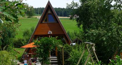 Sunny, quiet vacation home by the lake