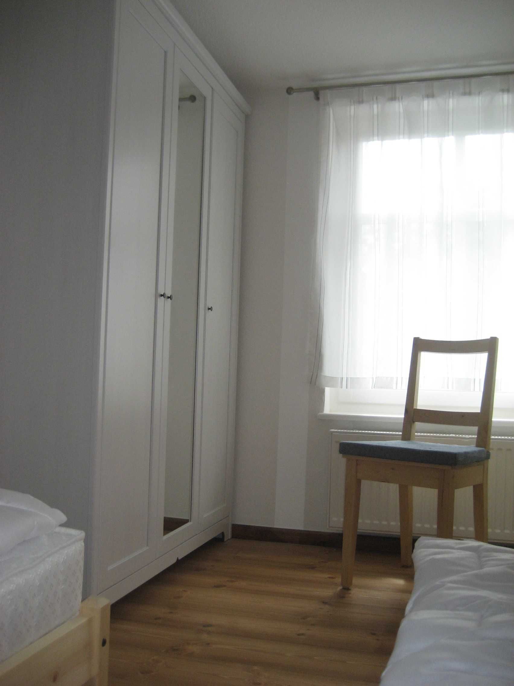 3 chambres, coffres-forts dans les chambres, lit parapluie, Wi-Fi