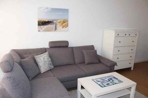 Télévision, chaîne hi-fi