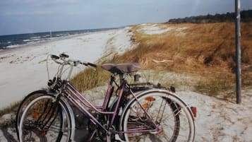 In Strandnähe, Liegestühle