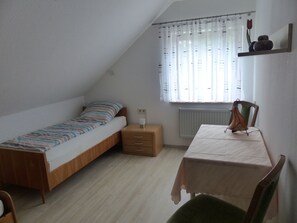 2 bedrooms, iron/ironing board, travel crib, free WiFi