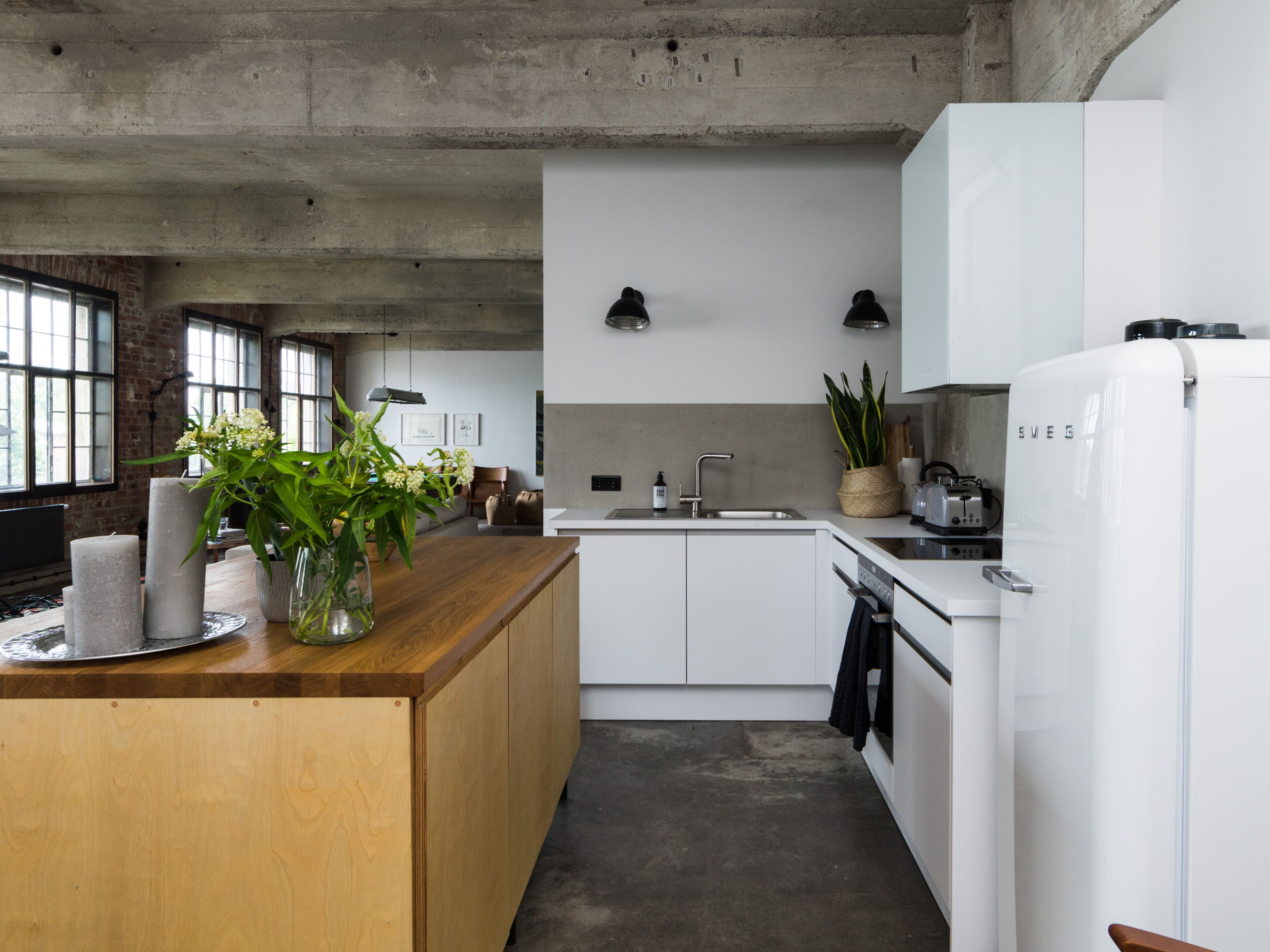 Atelier for short-term rental