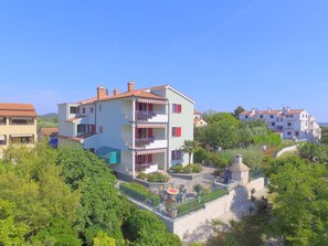 Exterior - Meernahe Holiday Apartment Puccini in top location and panoramic view (Porec)