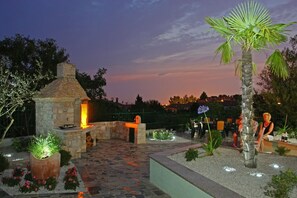 Outdoor dining - Meernahe Holiday Apartment Puccini in top location and panoramic view (Porec)