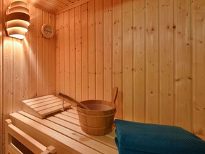 Sauna - Beautiful Wood house: 170m², fenced garden, sauna, two fireplaces, wifi, next to forest (Enzklösterle)