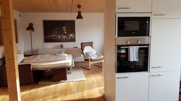 2 Schlafzimmer, Reisekinderbett, kostenloses WLAN, Bettwäsche