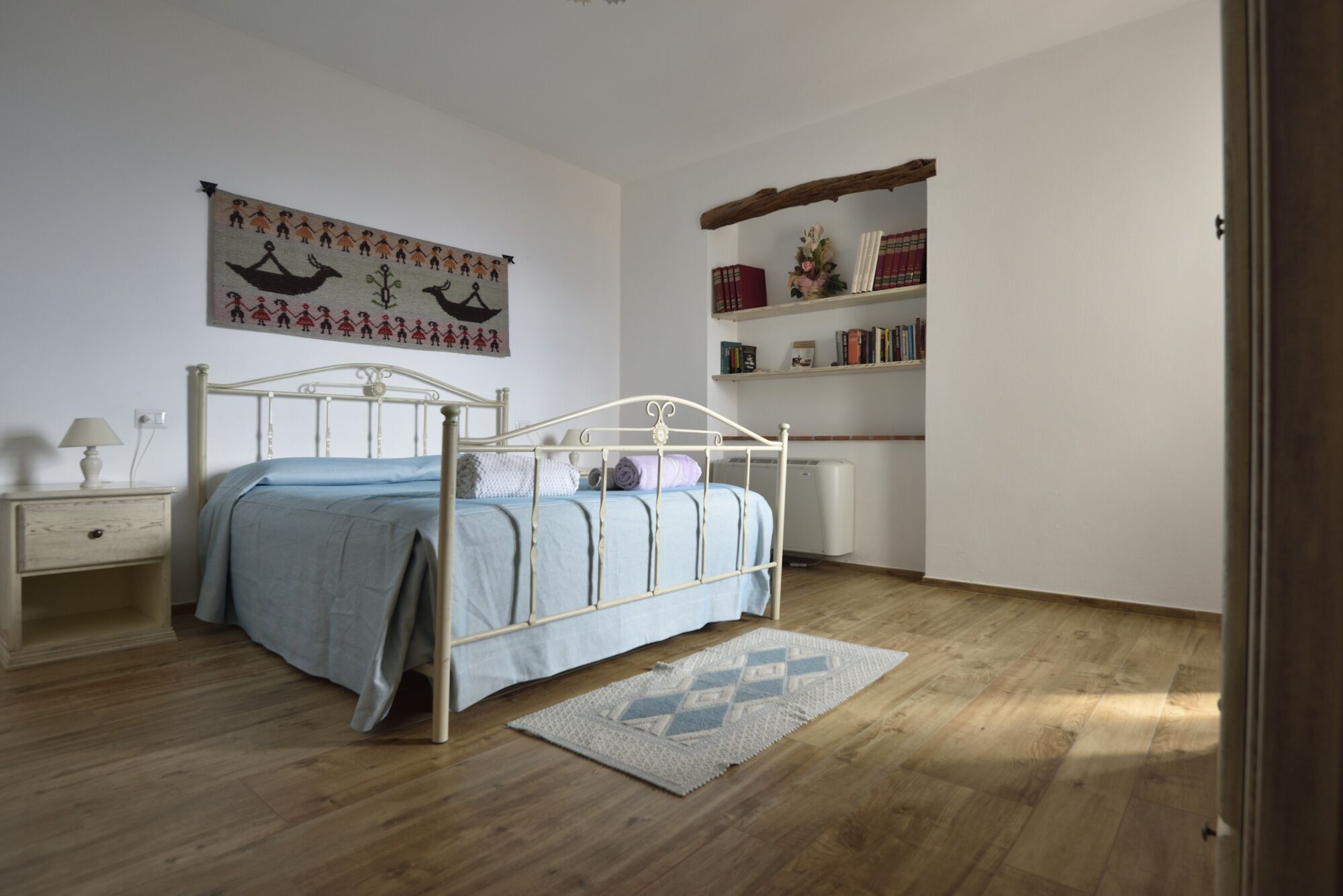 Villa Janas-Appartamenti con veranda panoramica sul mare e sulla montagna