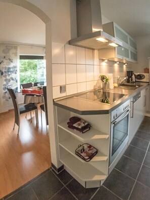 Fridge, microwave, oven, stovetop - Quiet edge of the forest with a beautiful panorama (Losheim am See)