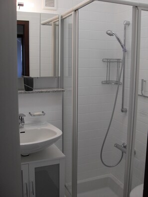 Hair dryer, towels