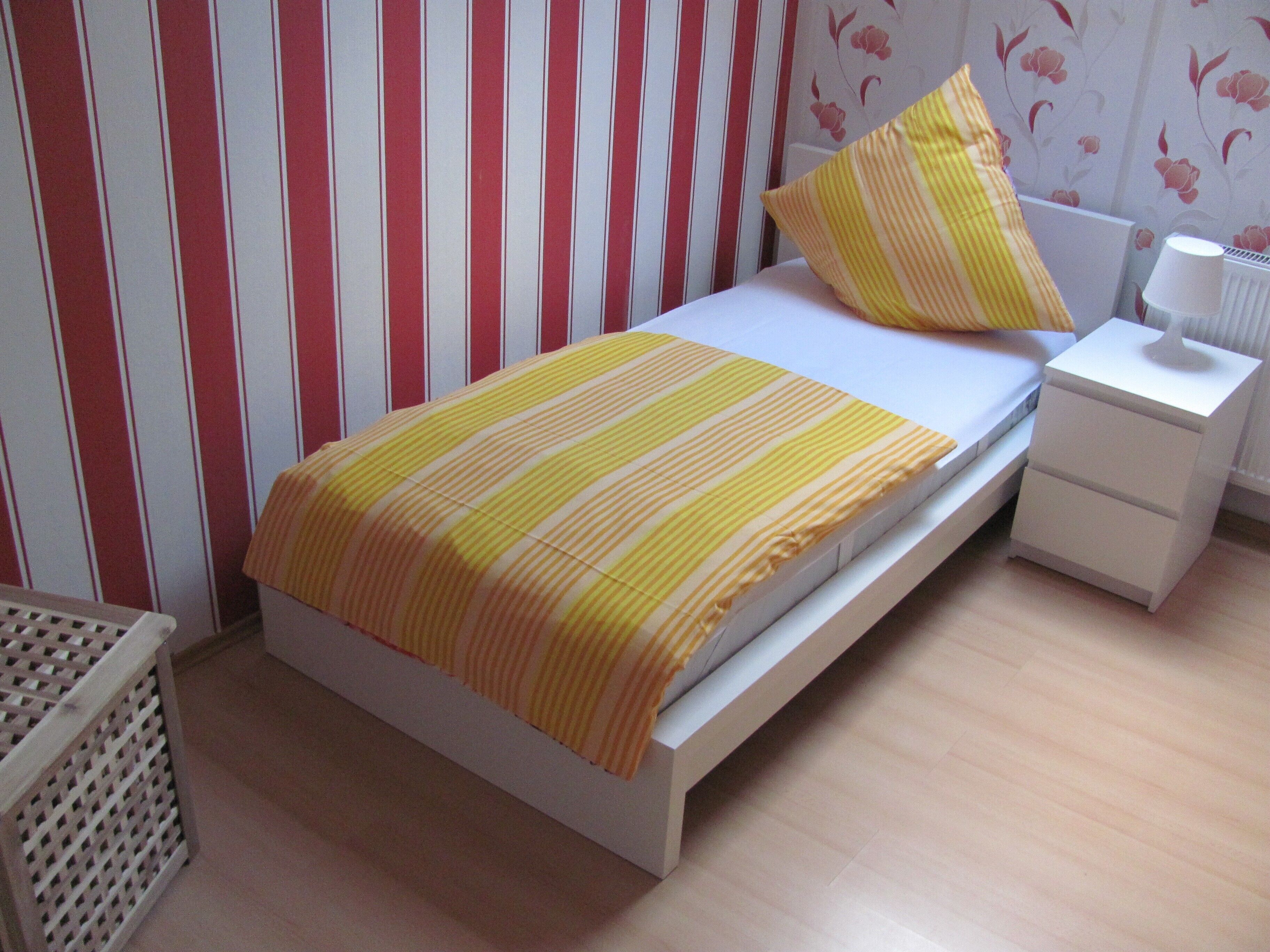 9 Schlafzimmer, Reisekinderbett, WLAN, Rollstuhlgeeignet