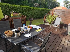 Outdoor dining - Apartment on Usedom, ground floor, terrace, for 4 pers. (Ückeritz)