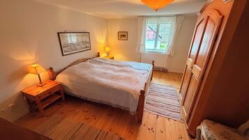 5 chambres, bureau, lit parapluie, Wi-Fi gratuit