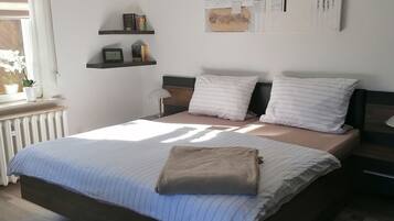 1 bedroom, iron/ironing board, free WiFi, bed sheets