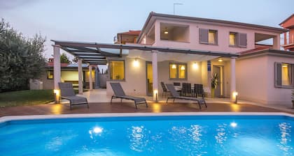 NEW Villa in a quiet village only 450 meters from the beach