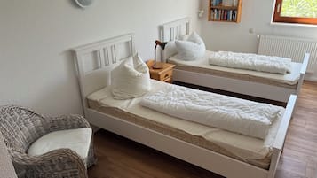 1 chambre, fer et planche Ă repasser, Wi-Fi gratuit, draps fournis