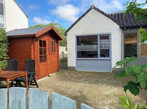 Outdoor dining - Apartment on the beach
 (Callantsoog)