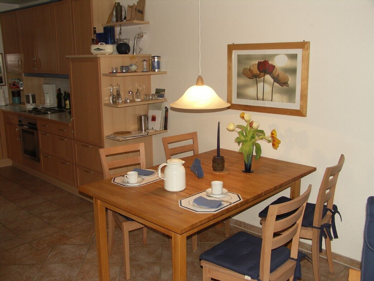Large apartment with south terrace, garden, far view to the countryside, close to the beach