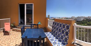 Outdoor dining - Village house completely renovated with 4 apartments, with courtyard in Arico Viejo. (Arico Viejo)