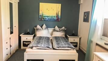 1 chambre, fer et planche à repasser, Wi-Fi gratuit, draps fournis