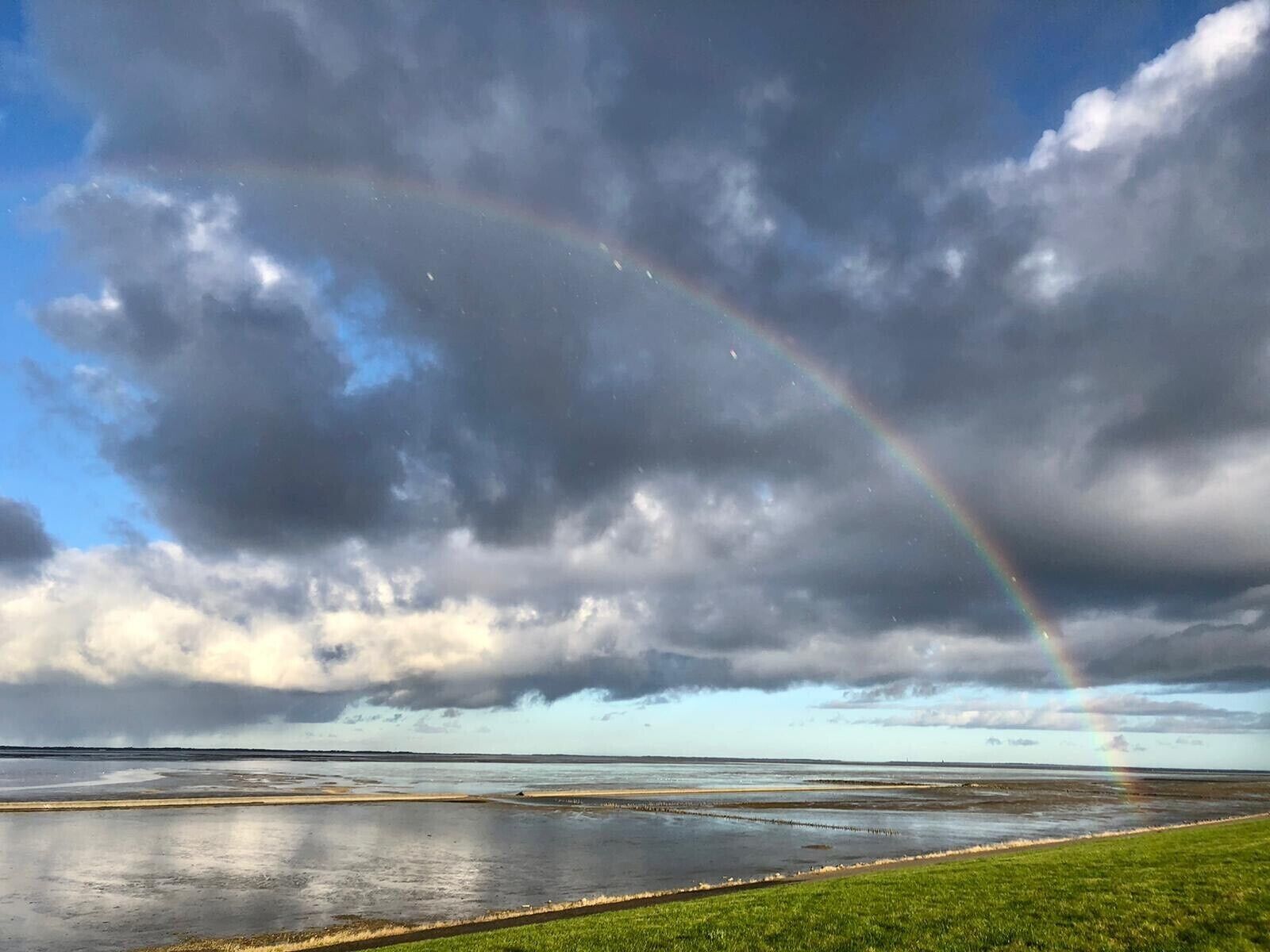 In Strandnähe, Liegestühle