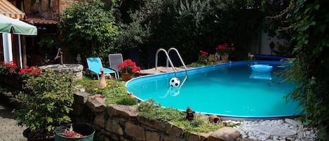 Beheizter Pool
