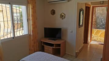 3 chambres, fer et planche Ă repasser, lit parapluie, Wi-Fi gratuit