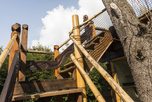 Fewo Casa Casimir mit Elbblickbalkon & großen Garten (für Fuß-/Volleyball)