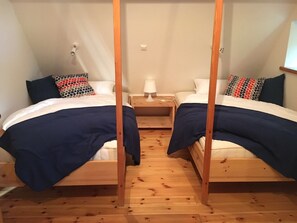 2 bedrooms, iron/ironing board, free WiFi, bed sheets - **** Holiday home in the idyllic Hoyerhagen farm garden (Hoyerhagen)
