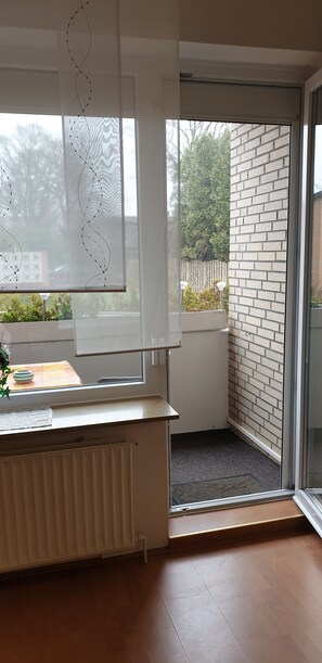 Interior - Vacation apartment, first floor, 45sqm, for 4 persons, parking space, approx. 2 km to the beach (Cuxhaven)