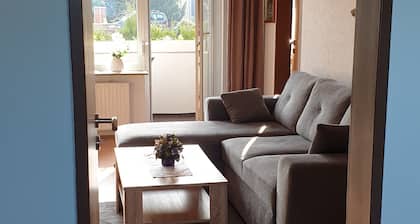 Ferienwohnung, Paterre, 45m2,fĂŒr 4 Personen,Kfz Stellplatz,ca. 2 km zum Strand