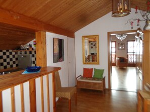 Interior - Spacious, very quiet apartment with balcony to the South in well-kept villa (Bayern)
