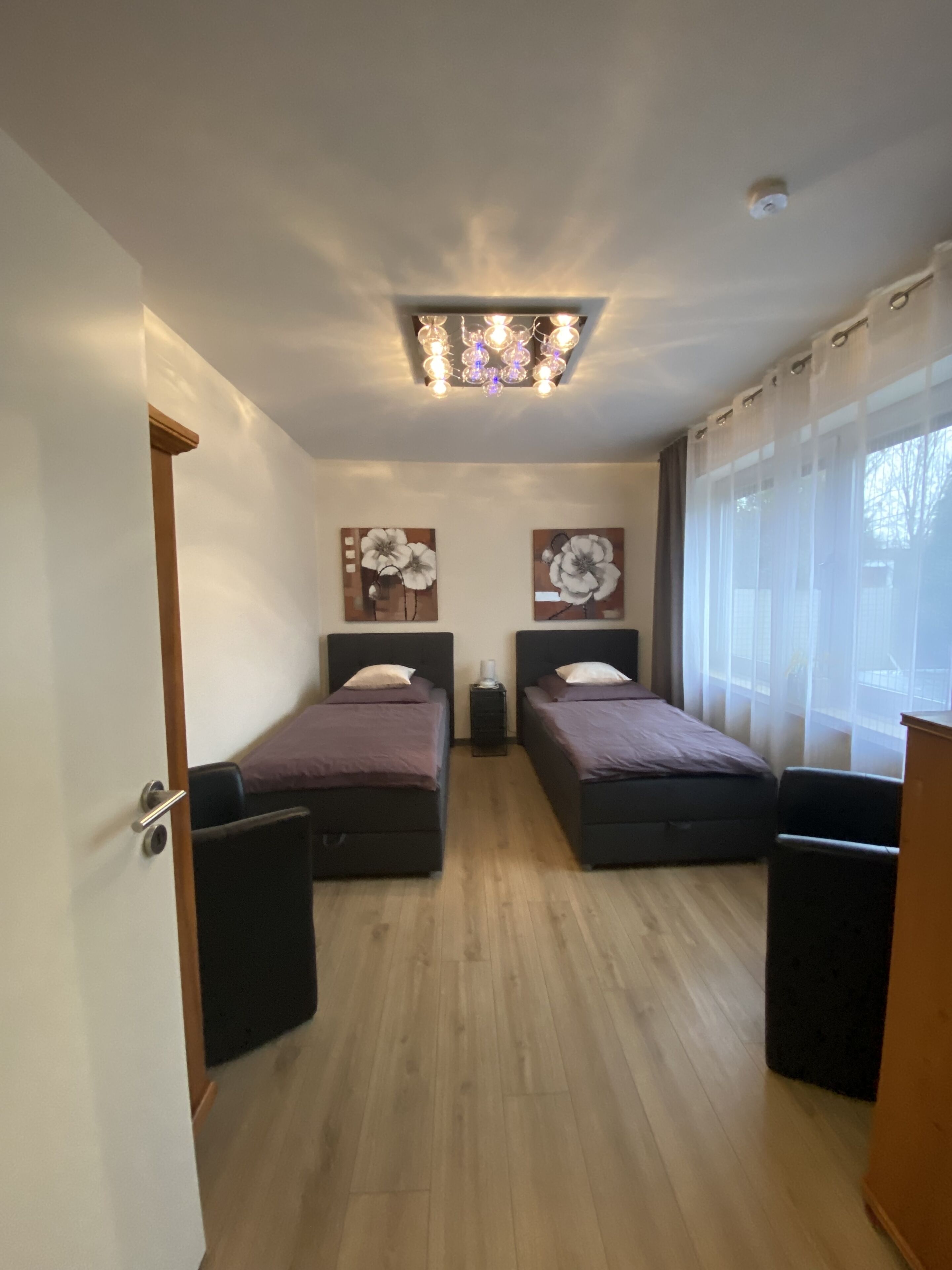 7 bedrooms, iron/ironing board, free WiFi, bed sheets