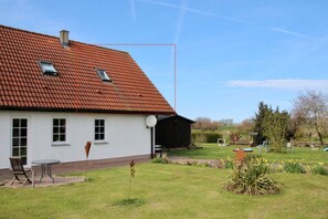 Outdoor dining - Vacation, rest and relaxation in a relaxing natural (Rappin OT Helle)